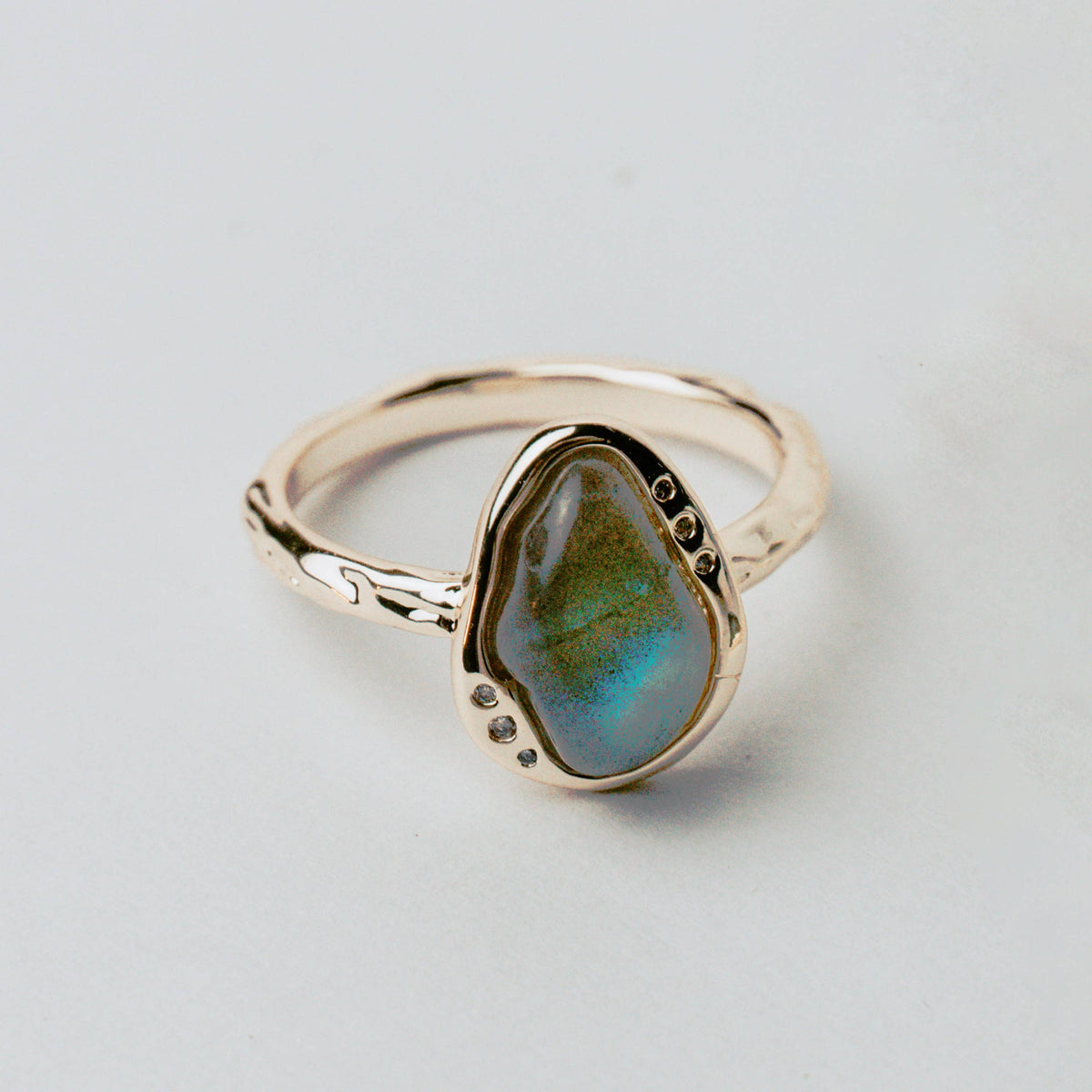 Labradorite Edge Ring: Size 6