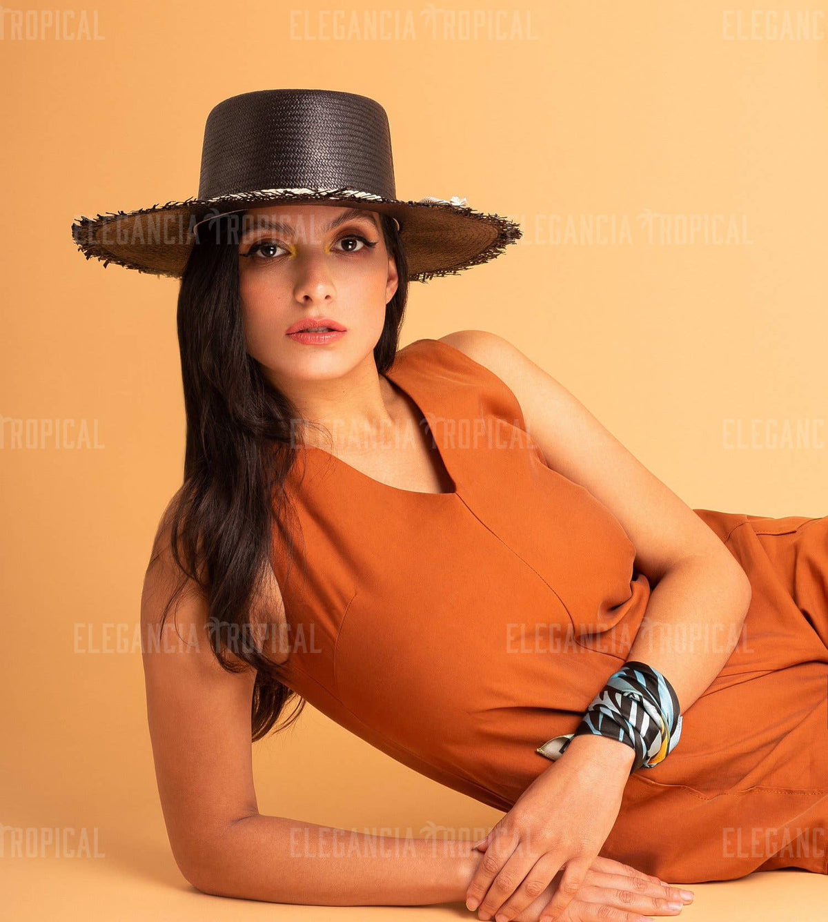 Playa Black - Long Brim Loose Summer Straw Hat: 10cm / One size fits most kids