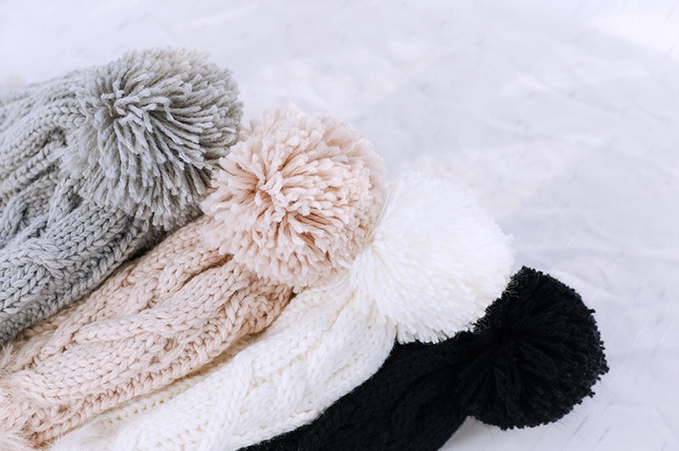 Faux Fur Pompom: Gray