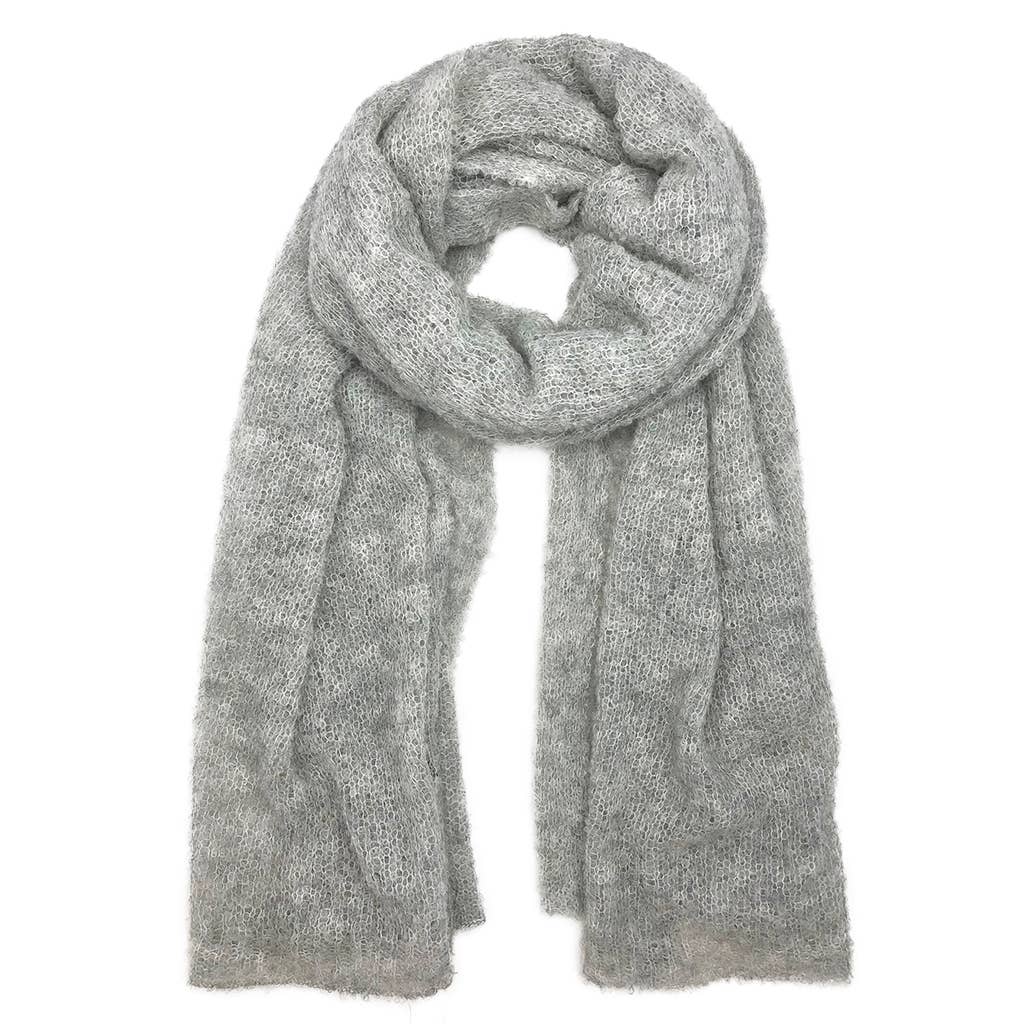 Ultra Plush Alpaca Scarf: Gray