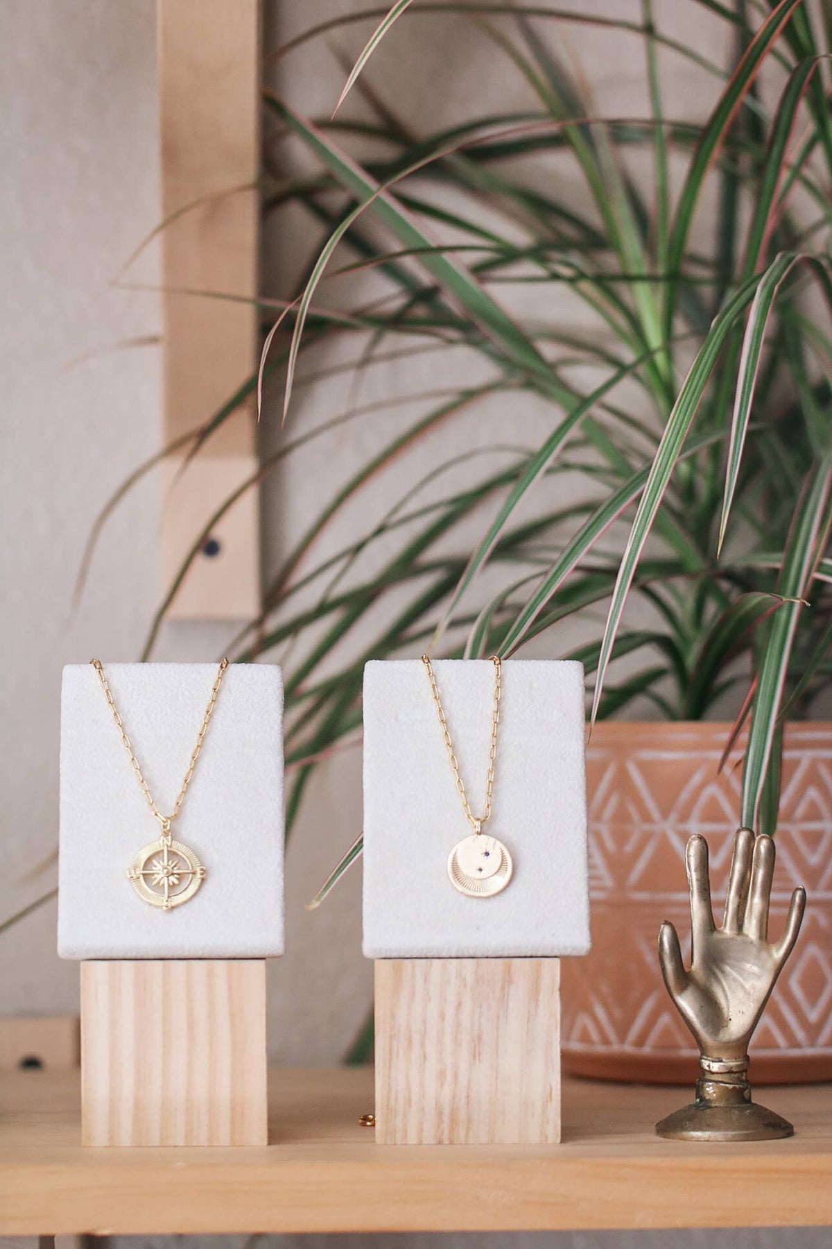 Compass Necklace: 20 inches