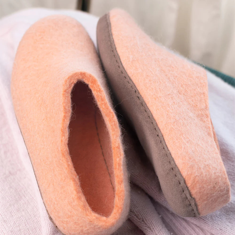 Wool Felt Slipper Clog in Blush
