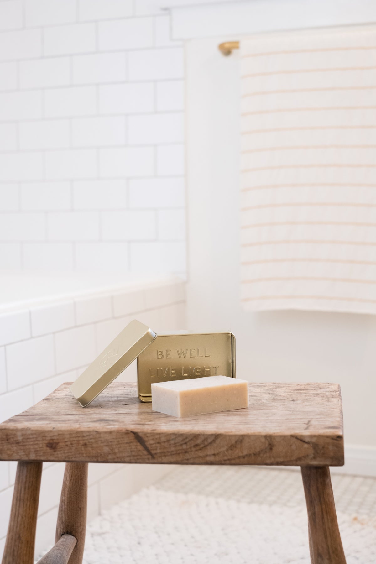 "Live Light" Travel Tin