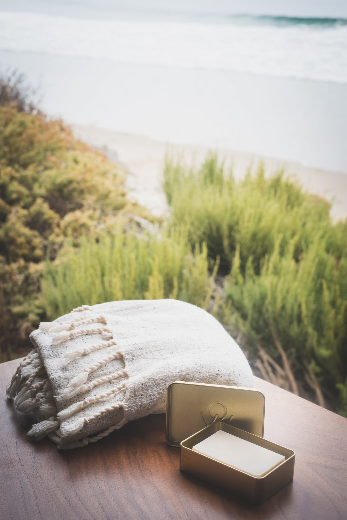 "Live Light" Travel Tin