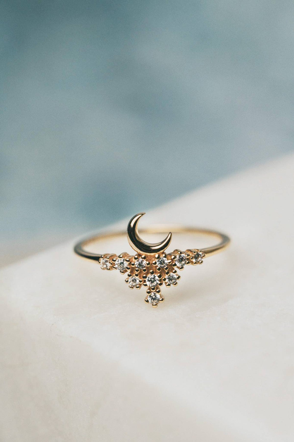 Horizon Moon Ring: Size 6