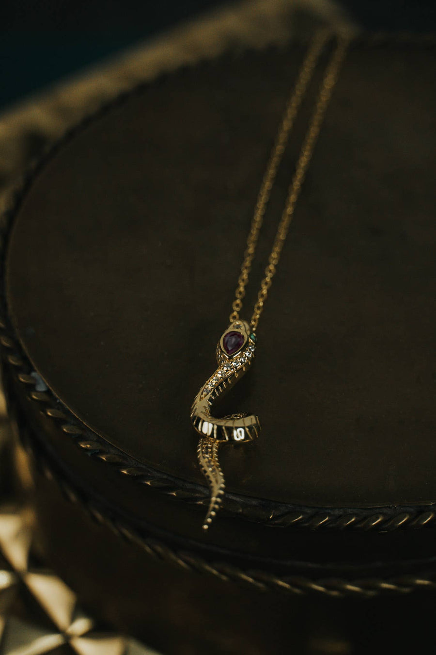 Serpents Kiss Necklace