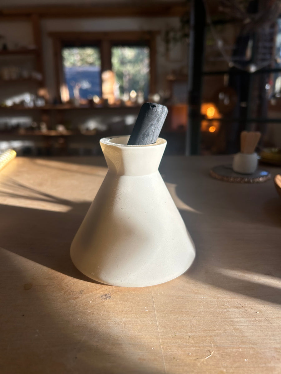 Modern/Minimalist Natural Fragrance Diffuser + Reeds