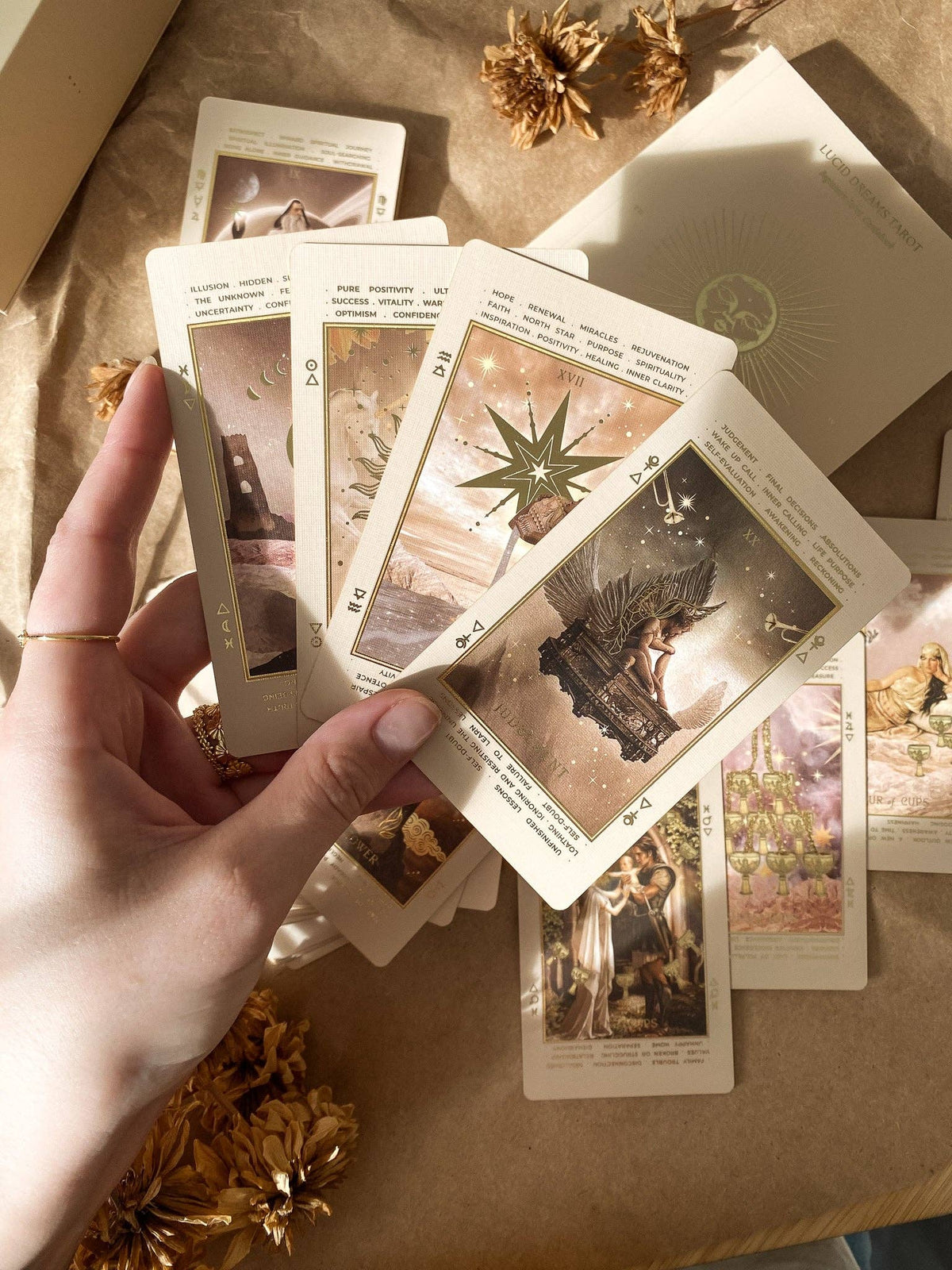Lucid Dreams Beginners Tarot Deck ED IV, Beige