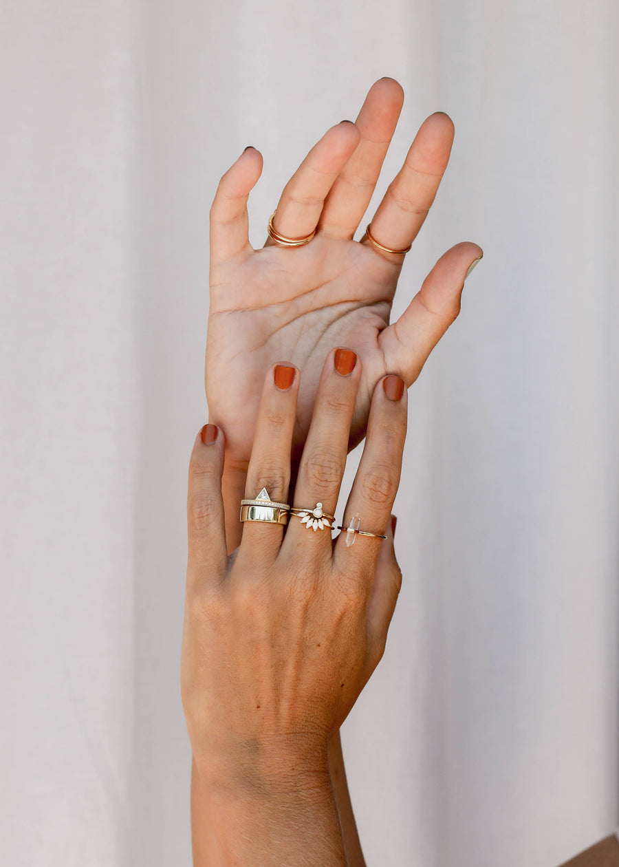Gold & Opal Crown Ring Size: 7