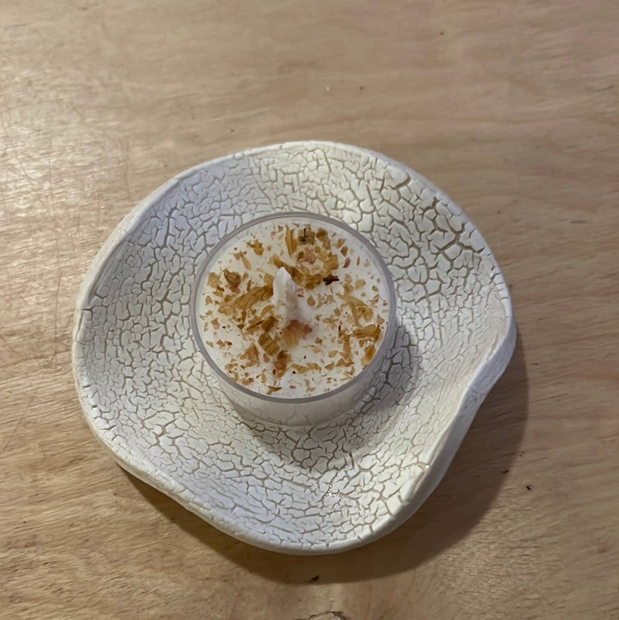 LC-04 wave tealight holder or ring plate