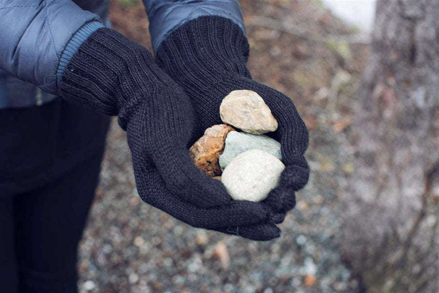 Alpaca Reversible Gloves: Brown/Beige