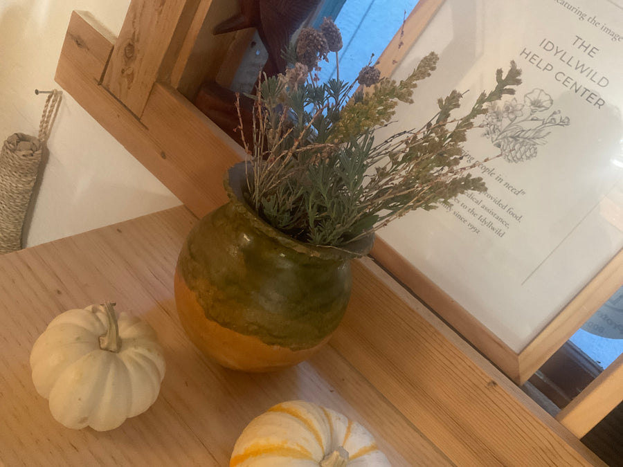 Hc-191 medium round green /natural vase