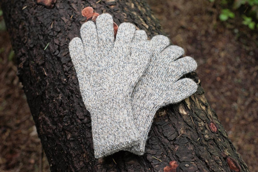 Alpaca Reversible Gloves: Brown/Beige