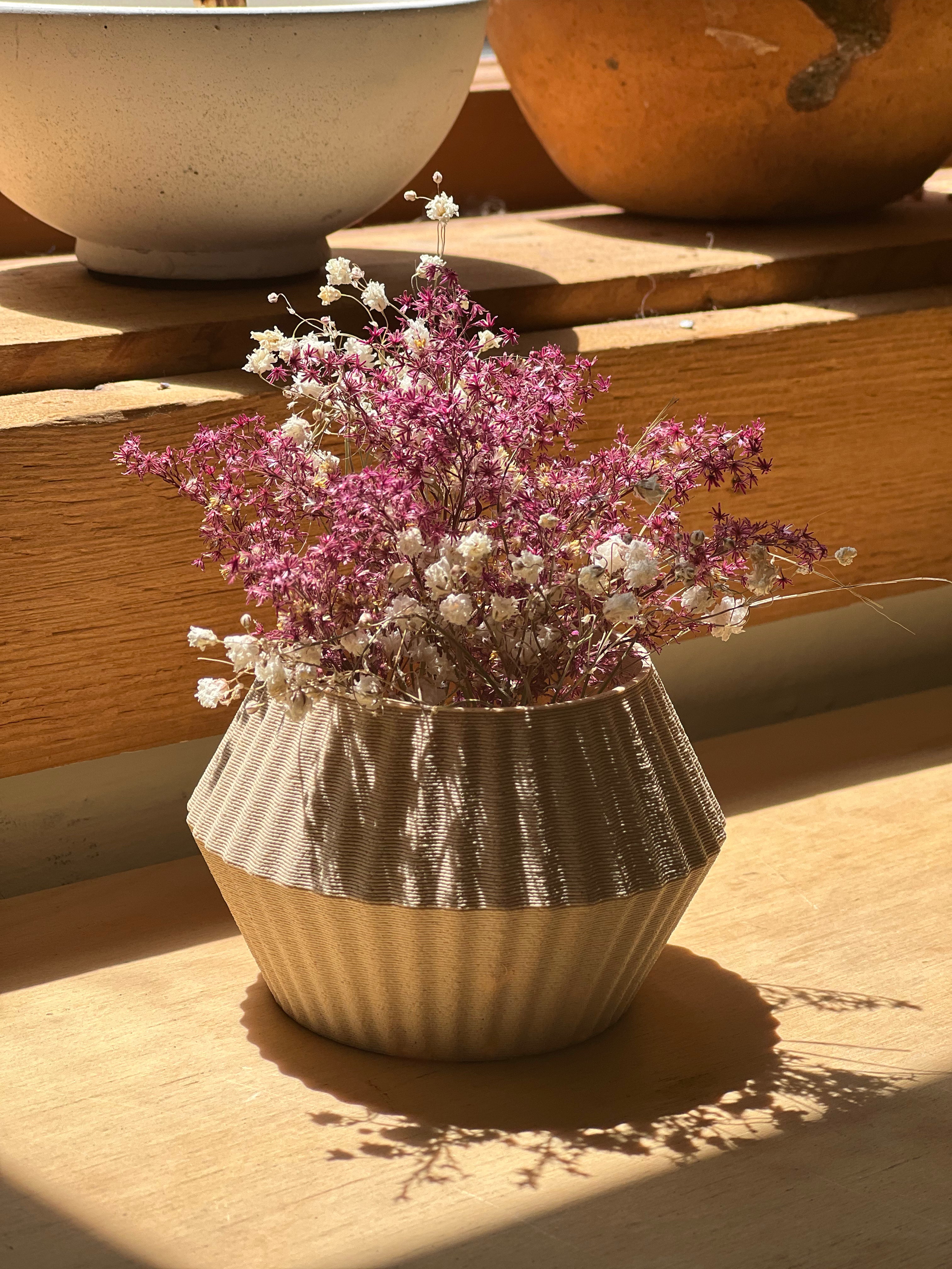 Small Eco Planter/Vase - Recycled Materials