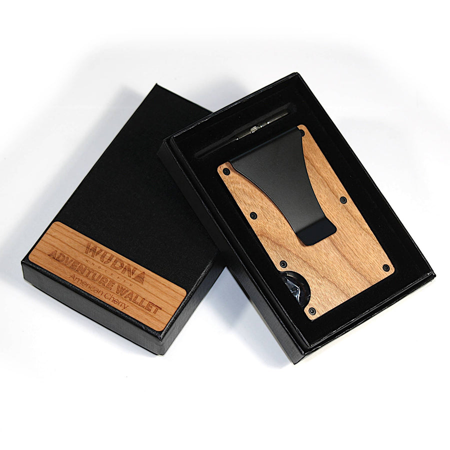 Wooden Minimalist Wallet: Natural Bamboo