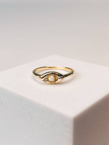 Ethereal Guardian Ring: Size 7
