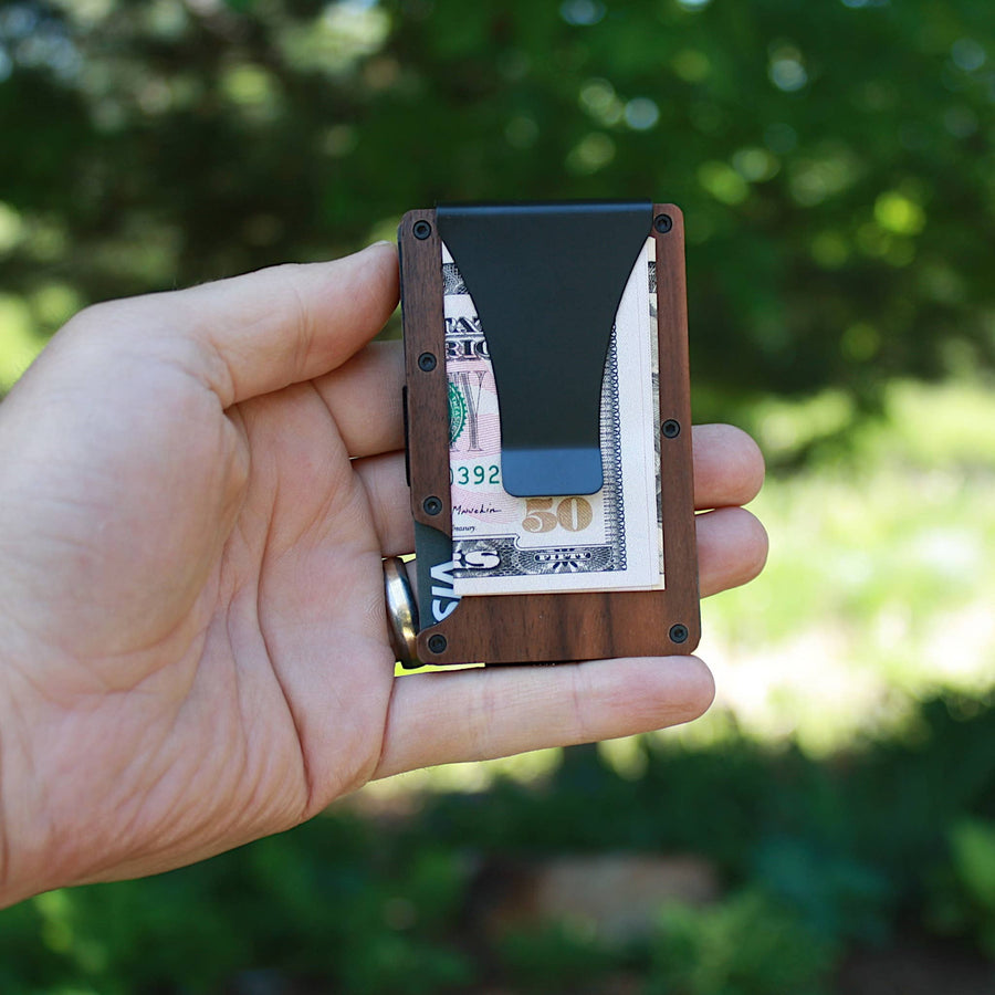 Wooden Minimalist Wallet: Natural Bamboo