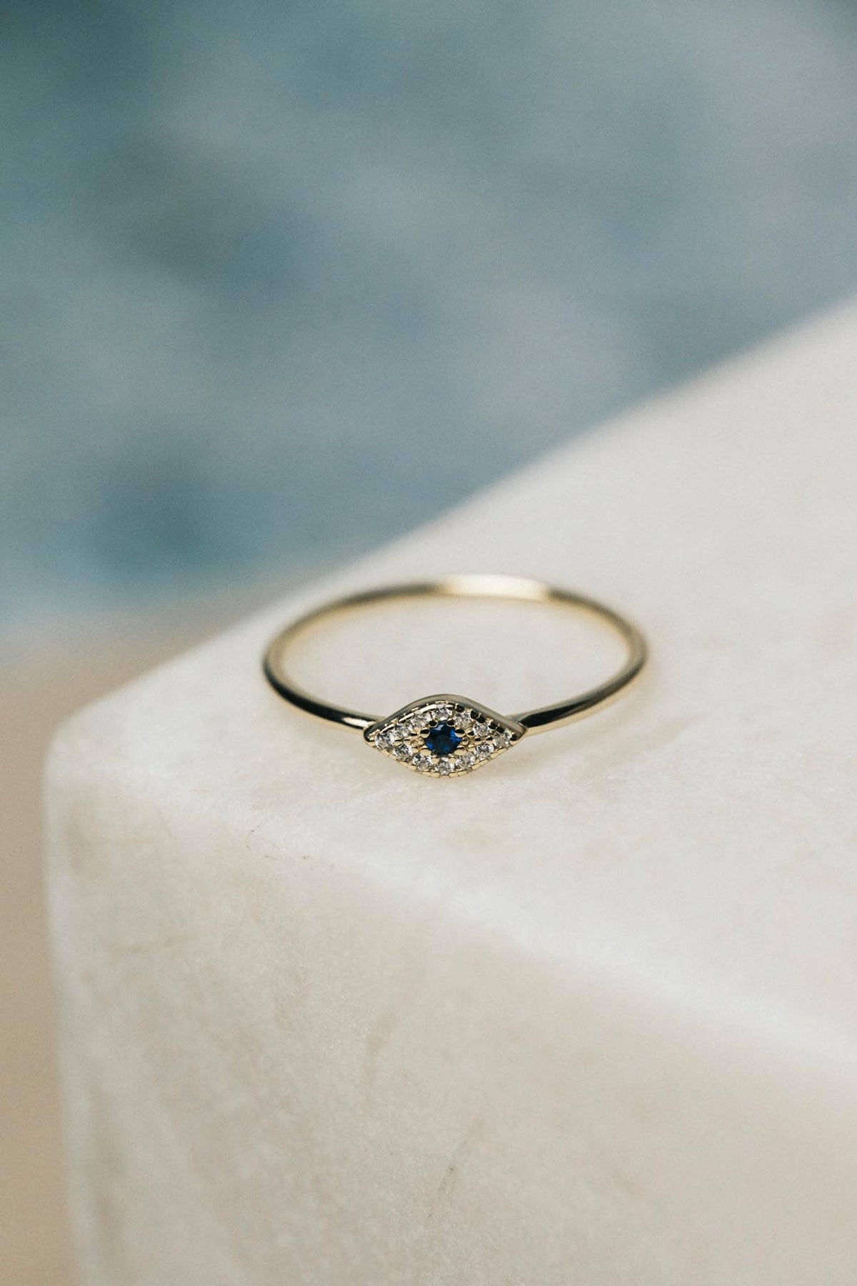 Protection Eye Blue Stone Ring: 6