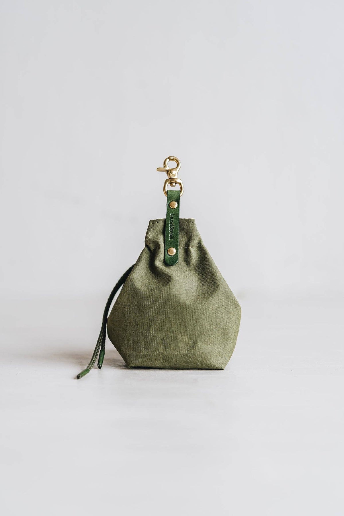 DOG TREAT BAG. YORK: Yellow / Tan