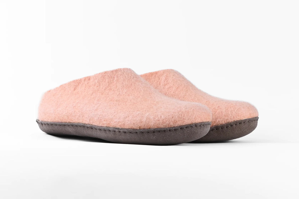 Wool Felt Slipper Clog in Blush