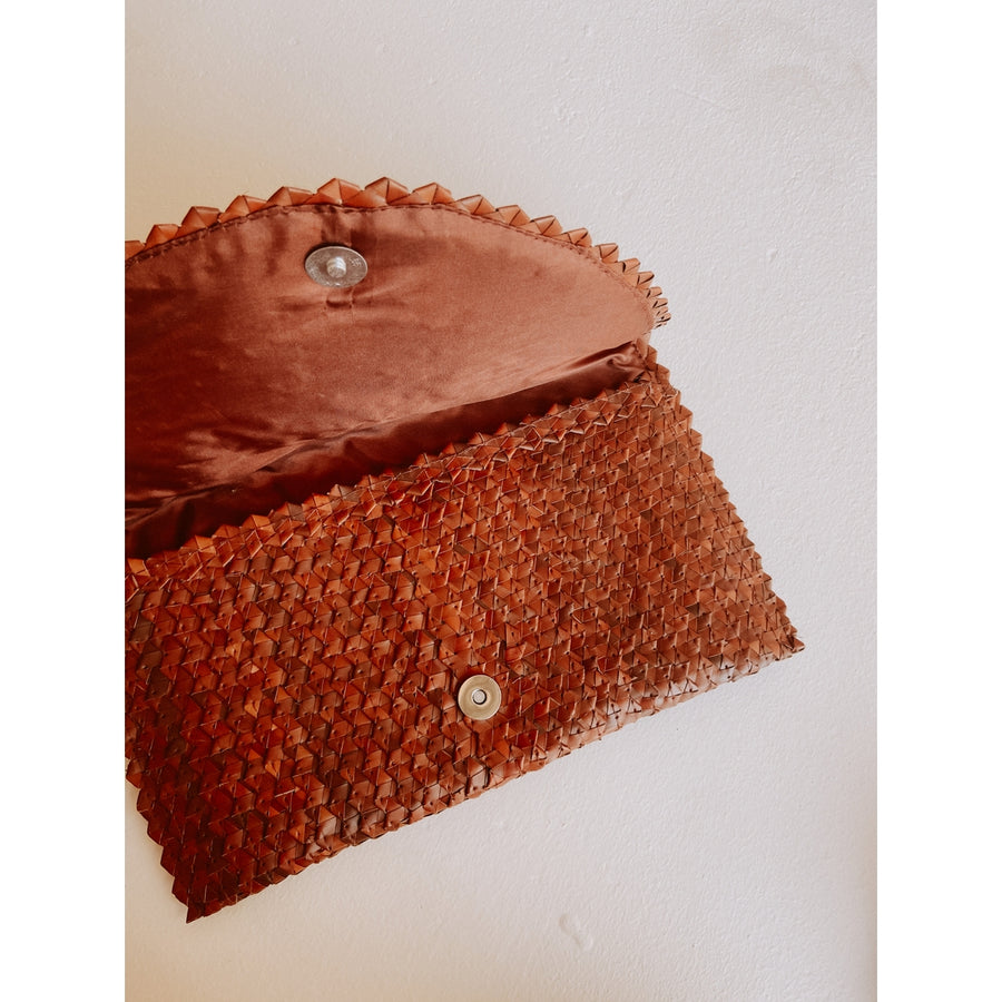 Rattan Clutch