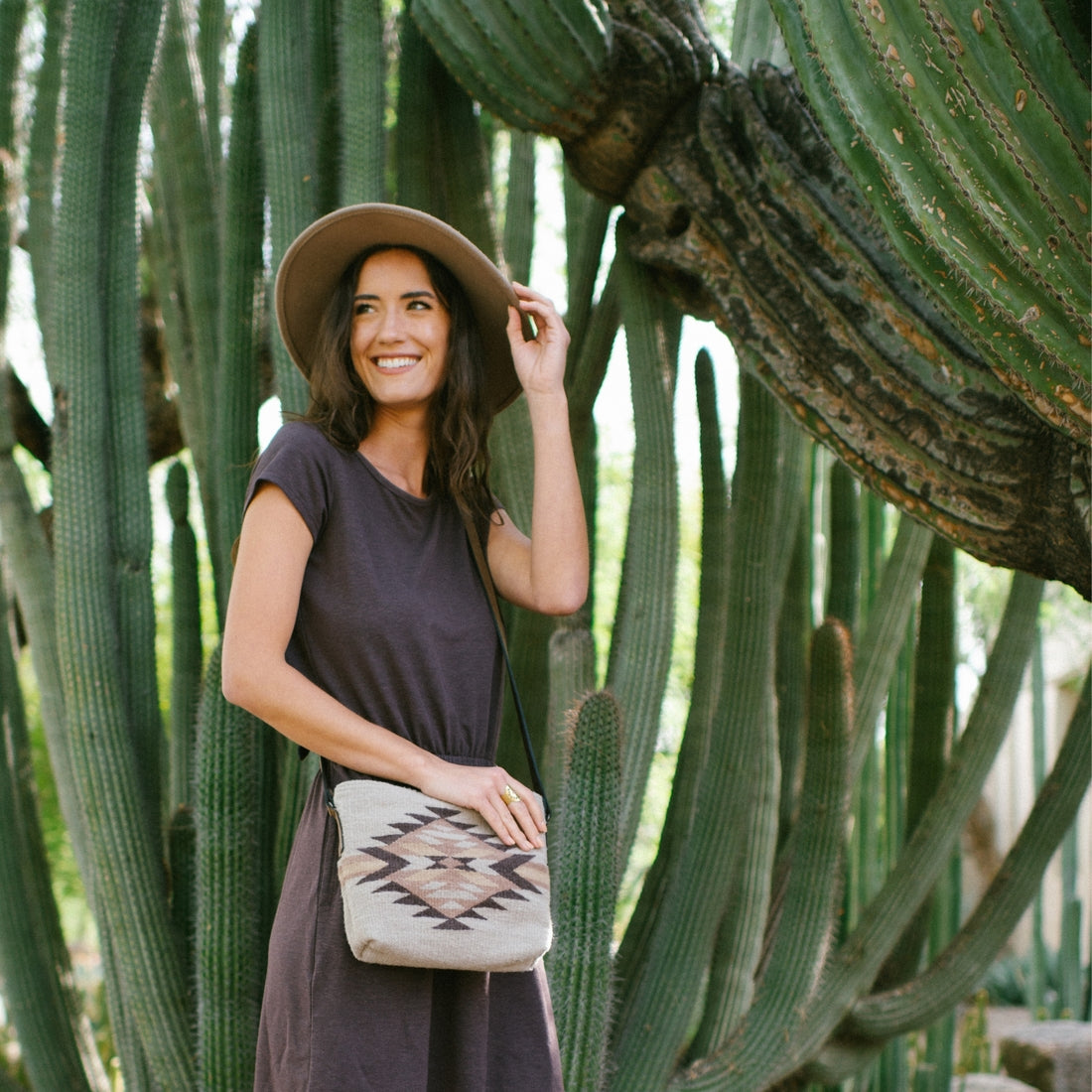 Alban Crossbody
