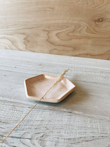 Hexagon Dish in Peach