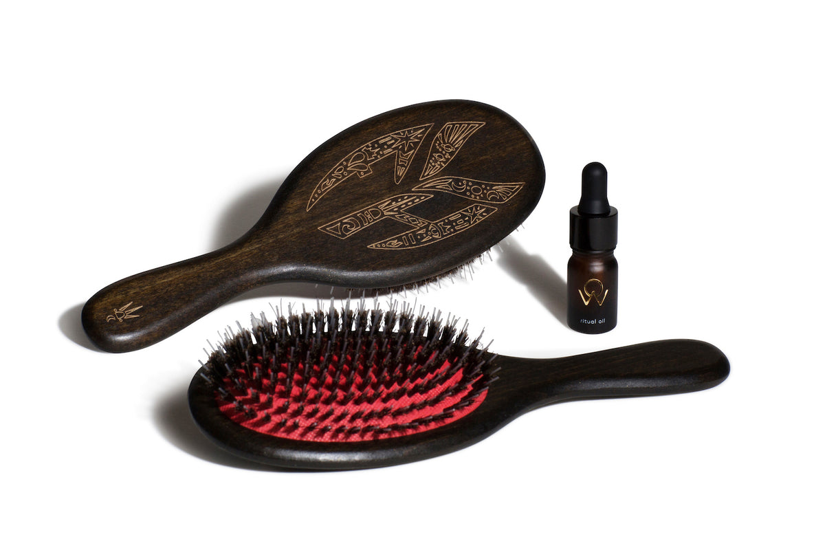 "Free Your Hair" Ritual Brush