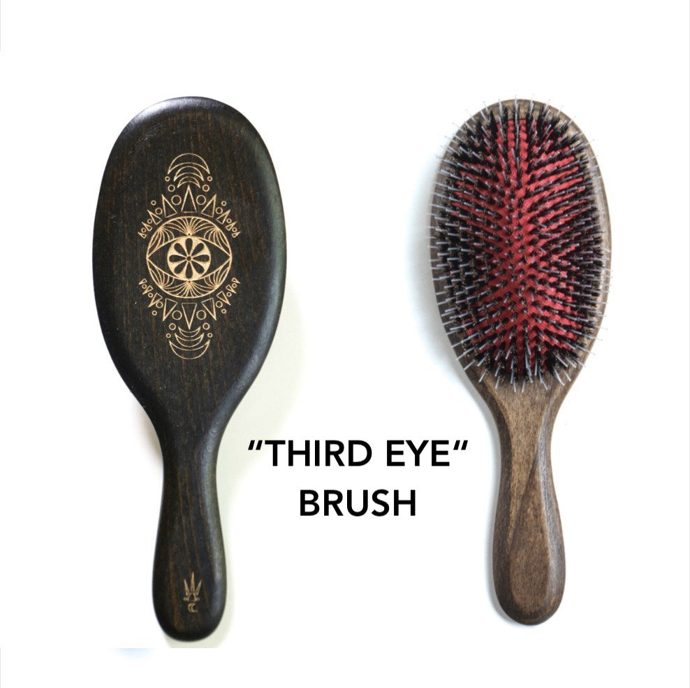 "Free Your Hair" Ritual Brush